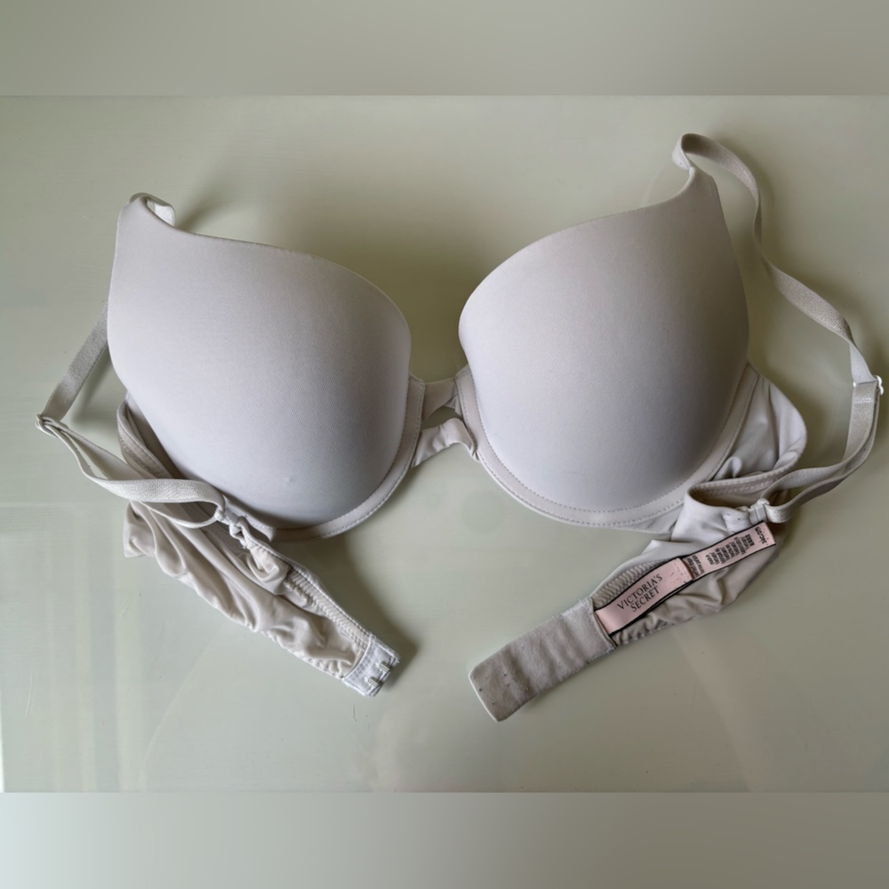 Victoria’s Secret White Perfect Shape Bra 34C